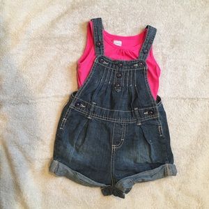 Girls overalls and shirt combo. Size 2T